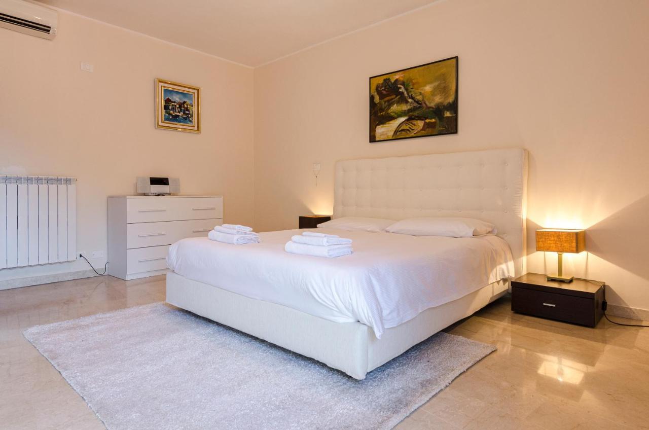 Begatto Apartment, Nel Cuore Del Centro Storico Bolonha Exterior foto